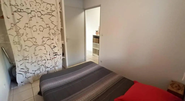Appartement F2 proche des criques et thalasso