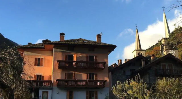 Tre Alberi Liberi, Varaa Hotelli Alagna Valsesia Valsesia Monterosa