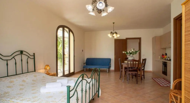 Monolocale 900, Book Apartment Hotels in Racale with Parking, Parking