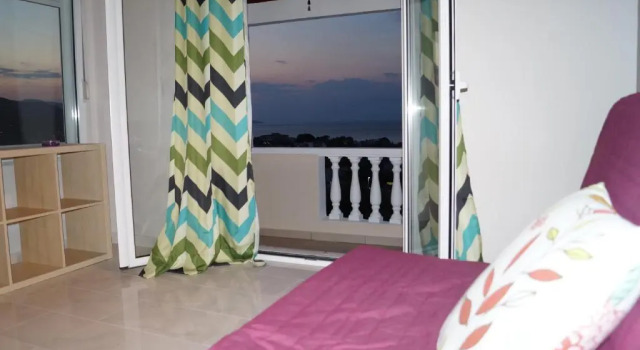 Апартаменты с 2 комнатами с видом на море Pouliezos Koklanis Zante Apartments