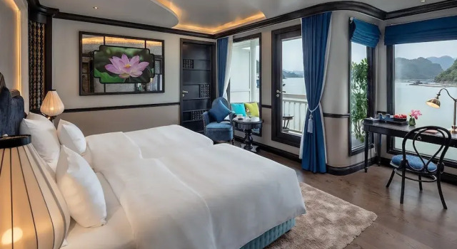 Семейный номер Standard с балконом Lan Ha Aurora Boutique Cruise