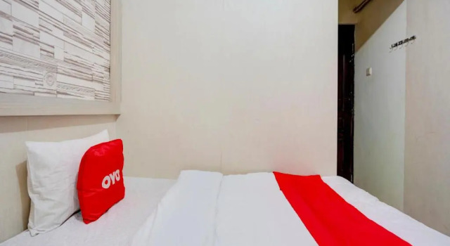 OYO Life 90606 Glass House Citraland Syariah