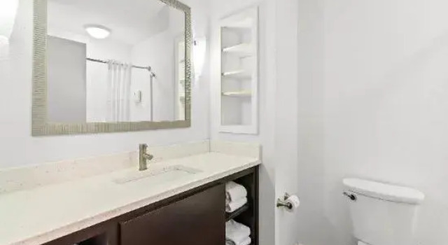 Четырёхместный люкс Country Inn & Suites Etown
