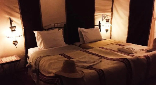 Merzouga Desert Luxury Camp, Prenota Hotel Hotel a Merzouga con parcheggio, Parcheggio