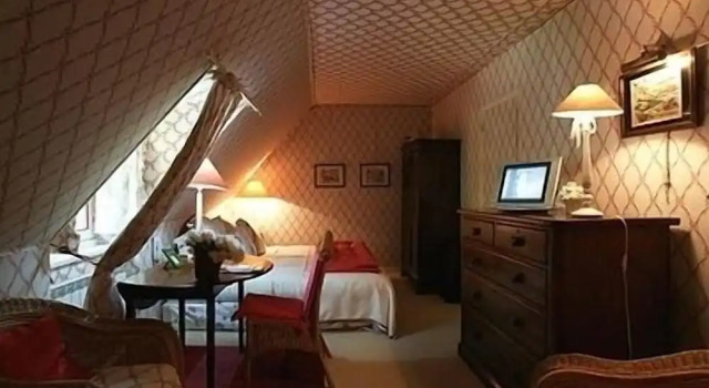 LOGIS Hôtel Kastell Dinech, Book Hotel Hotels in Brittany with a Pool, Swimming Pool
