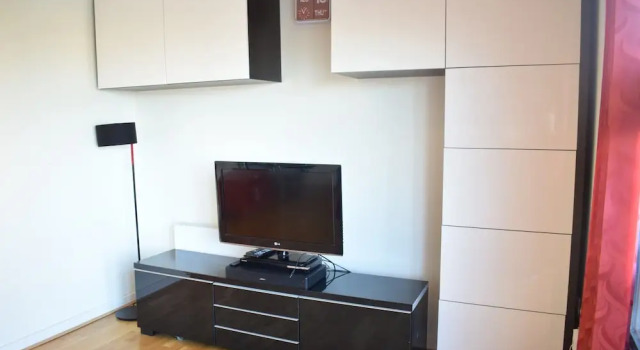 2 Bedroom Flat in North East London Sleeps 6, Prenota Appartamento Londra Greater London
