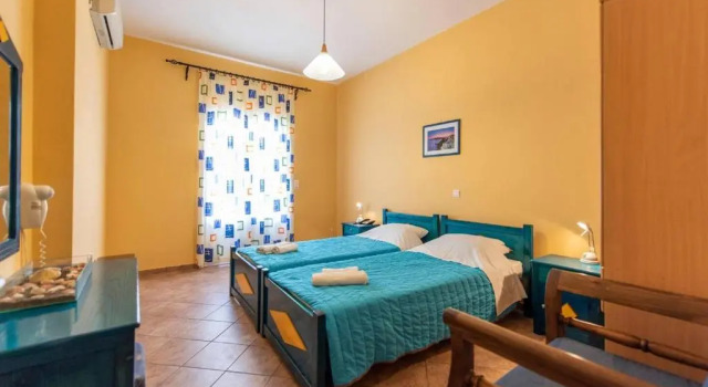 Santorious Spacious Apartment, Забронировать Апартаменты/квартира Мегалохори Санторини, рядом с Винодельня Гавала
