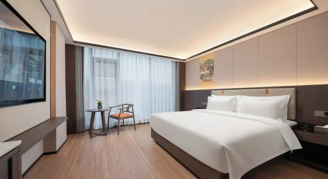 Номер Comfort World Hotel Kaifeng Gulou Square Branch