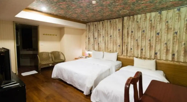 Номер Standard Shanghai Hotel