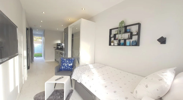 Modern Studio Apartment in Newcastle Upon Tyne, Varaa Huoneisto Asunnot kohteessa Merseyside, Huoneisto