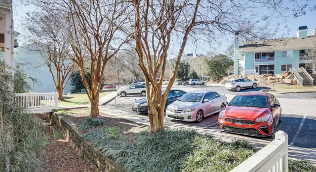 Riverfront Columbia Condo: 4 Mi to Usc!, Забронировать Апартаменты/квартира Апартаменты Южной Каролины, Апартаменты/квартира