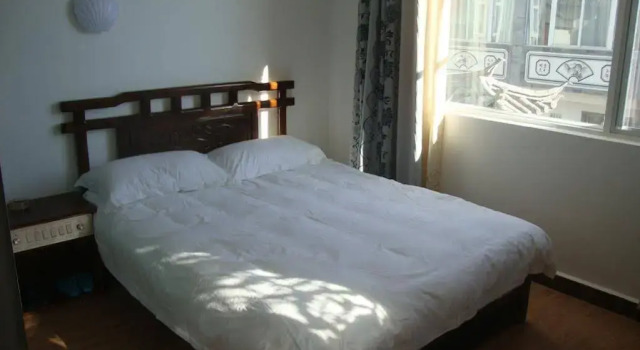 Faier Harbour Inn, Rezerwuj Hotel Dali Yunnan