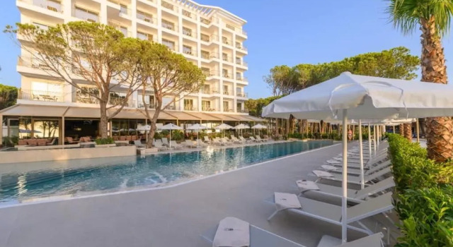 Fllad Resort & Spa