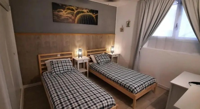 Lanzarote-Beach-Apartment, Las Cucharas Beach, Costa Teguise -- 1 MINUTE WALK FROM MAIN SQUARE, 35 METERS FROM BEACH