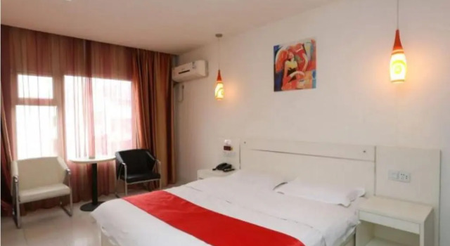 Семейный номер Standard Thank Inn Chain Hotel Sichuan Normal University Chenglong