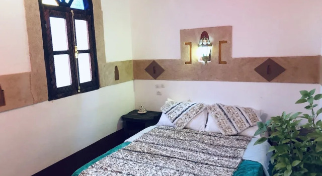 TAFSUT Guesthouse Stay with locals