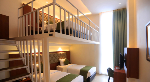 Полулюкс Luxury Inn Arion Hotel
