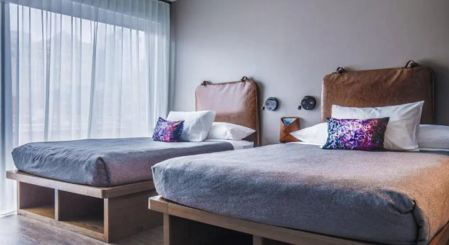 Четырёхместный номер Standard Moxy Chicago Downtown