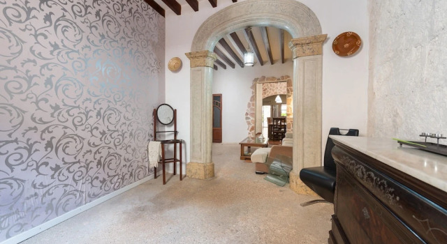 Ca Sa Cristeta de Sescola, Book Hotel Hotels in Sa Pobla with a Pool, Swimming Pool