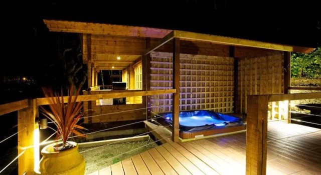Coed-Y-Glyn Log Cabins