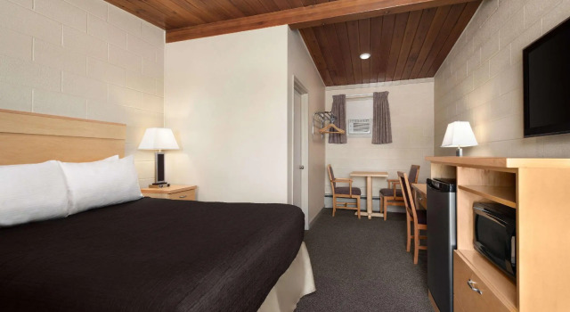 Двухместный номер Standard Thriftlodge Moose Jaw