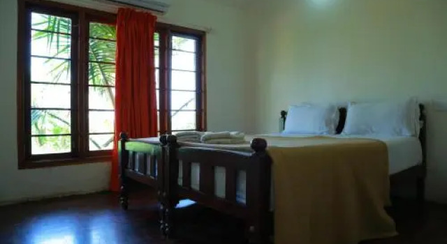 Shivaganga Houseboat, Varaa Hotelli Kumarakom 