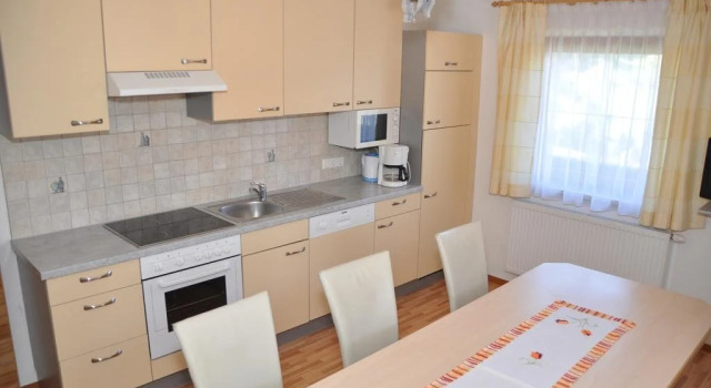 Gästehaus Flörl, Rezervovat Hotel Hotely v Tyrolsko se snídaní, Snídaně