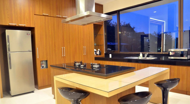 Hikari Hill View Villa 7 Bedrooms With a Private Swimming Pool and a Billiard Table, Book Villa 3-Star Hotels in Cimenyan, 3*