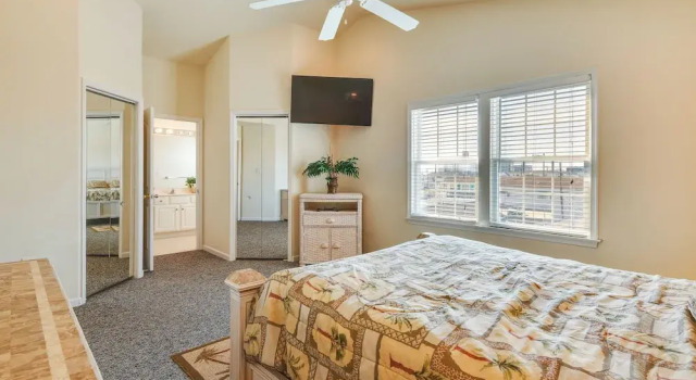 Half-mi to Wildwood Boardwalk: Family-friendly Apt