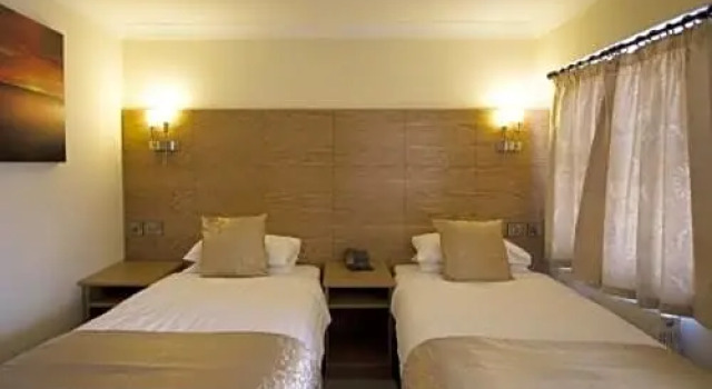 Номер Superior Royal Hotel