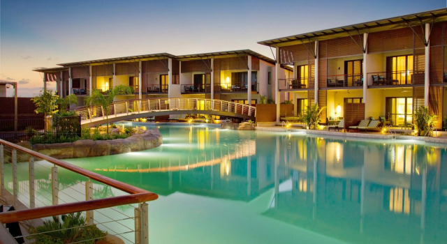 Номер Standard Mindil Beach Casino Resort