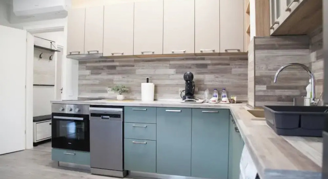 Apartment Corner House
