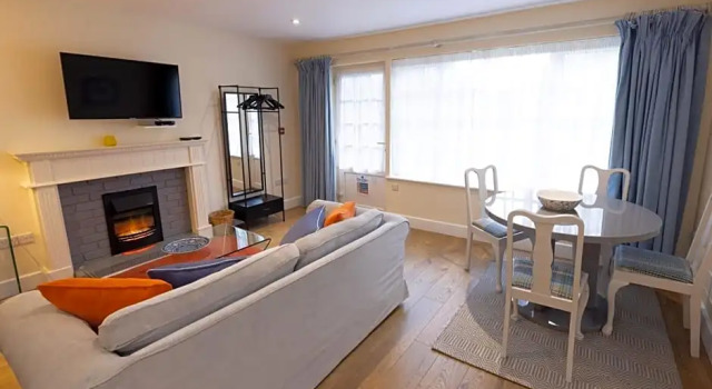 Ballylickey House and Garden Lodges