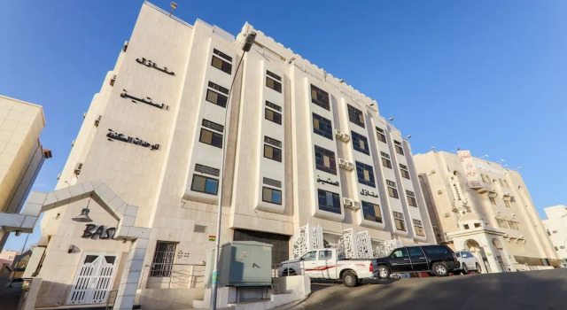 Manazl AlSteen Furnished Apartments, Varaa Huoneisto Az Zāhir Makkah