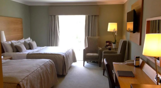 Номер Luxury Carden Park Hotel, Golf Resort and Spa