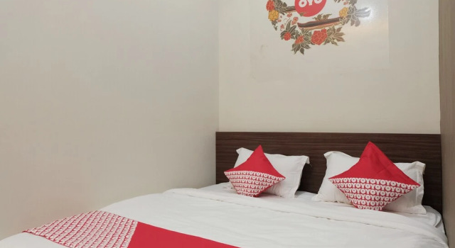 The Peak Guest House, Book Guesthouse Guest Houses in East Java, Guesthouse