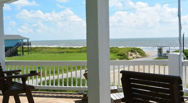 Parrot Head 3 Bedroom Home by RedAwning, Book Hotel Bolivar Peninsula Houston