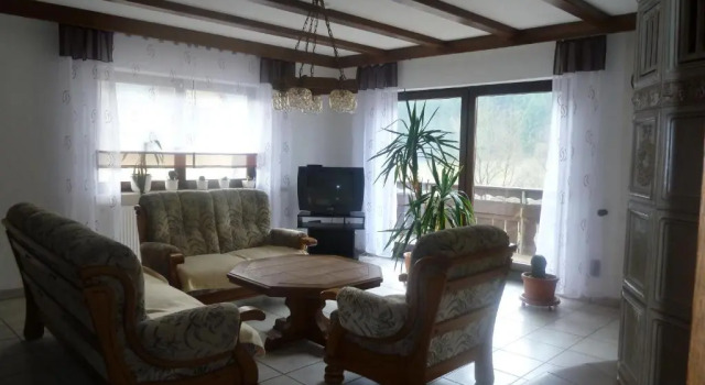 Апартаменты Hotel Gasthof Zur Krone
