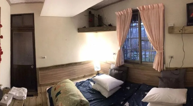 F.F.F. The 24H Valley Food Restauran B&B, Prenota Bed & breakfast Hotel a Nantou County con parcheggio, Parcheggio