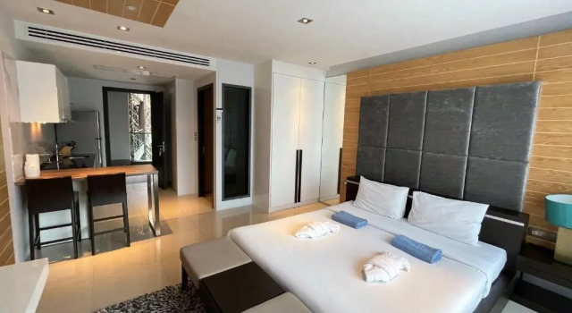 Двухместная студия Deluxe Private apartment at Emerald Terrace