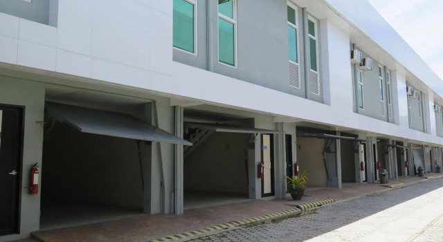 Lucky 9 Budget Hotel