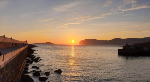 Gure Erremedio, Book Hotel Bermeo 