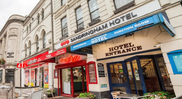 Sandringham Hotel, Забронировать Отель Отели в центре Сандаун, в центре