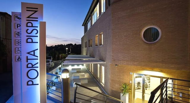 Porta Pispini Residence, Забронировать Отель Сиена Siena Area, рядом с Площадь Пьяцца-дель-Кампо