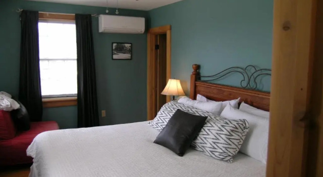 Номер Standard Emilyville Inn