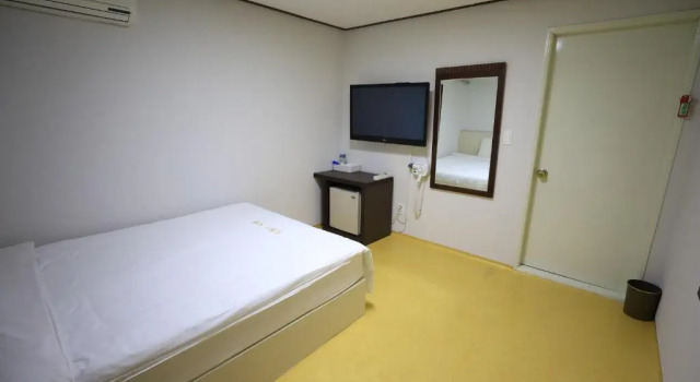 Номер Economy Twins Hotel