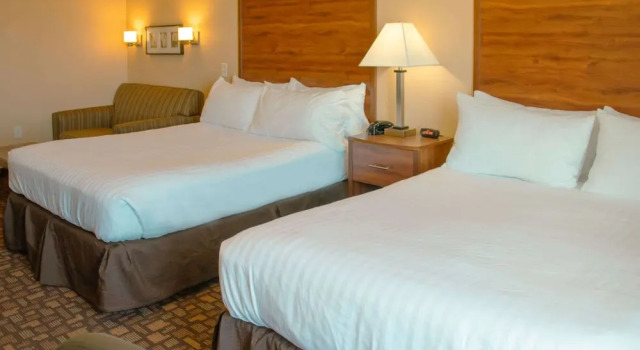 Номер Standard Comfort Inn & Suites Grand Forks near Alerus Center