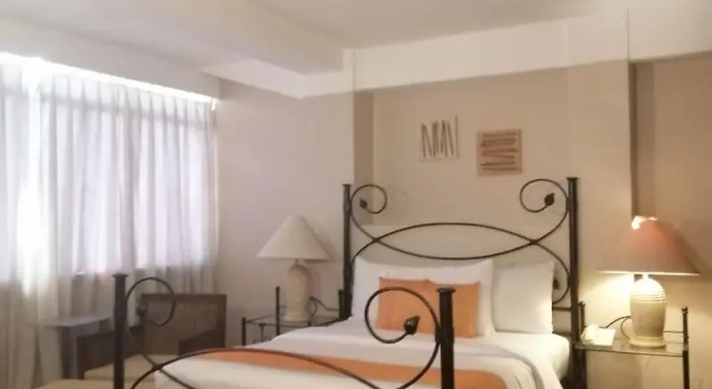 Номер Standard Cebu Grand Hotel