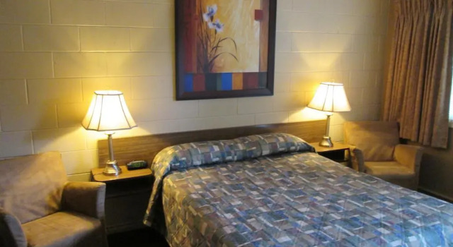Arbutus Grove Motel, Забронировать Мотель Парксвилл Central Vancouver Island, рядом с Ратхтревор-Бич-Провинсиал-Парк