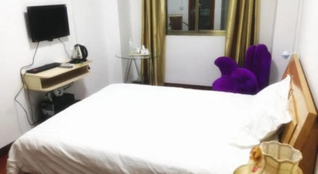Chezhan Apartment